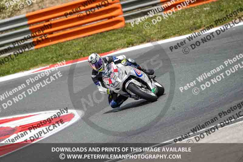 cadwell no limits trackday;cadwell park;cadwell park photographs;cadwell trackday photographs;enduro digital images;event digital images;eventdigitalimages;navarra;no limits trackdays;peter wileman photography;racing digital images;trackday digital images;trackday photos
